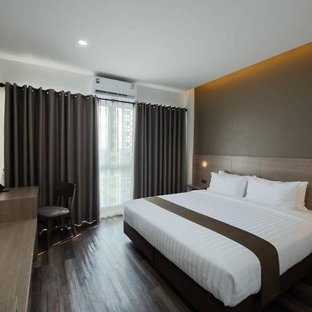 The Vienna Place Loei Esterno foto
