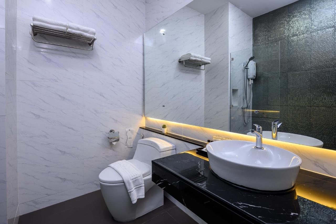 The Vienna Place Loei Esterno foto